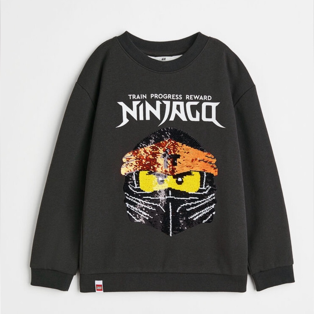 H&M Reversible Sequin-Motif Black/Ninjago Sweatshirt